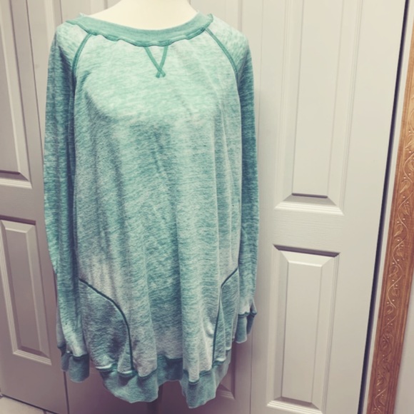 Hannah Sweaters - Hannah size xl long sleeve shirt